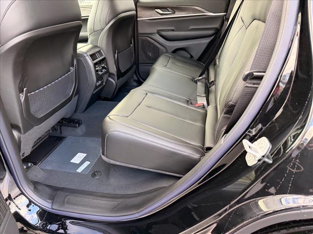 new 2025 Jeep Grand Cherokee car, priced at $51,494