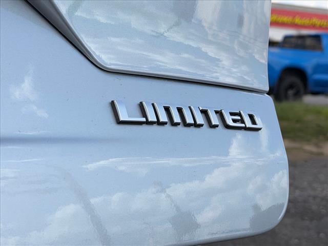 new 2026 Jeep Grand Cherokee car, priced at $48,969