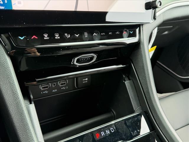 new 2026 Jeep Grand Cherokee car, priced at $46,984