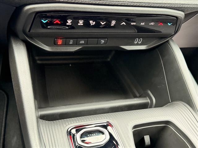 new 2026 Jeep Cherokee car, priced at $39,495