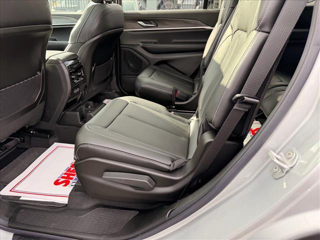 new 2025 Jeep Grand Cherokee L car, priced at $53,599