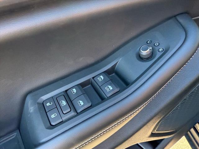 used 2025 Jeep Grand Cherokee car, priced at $42,587