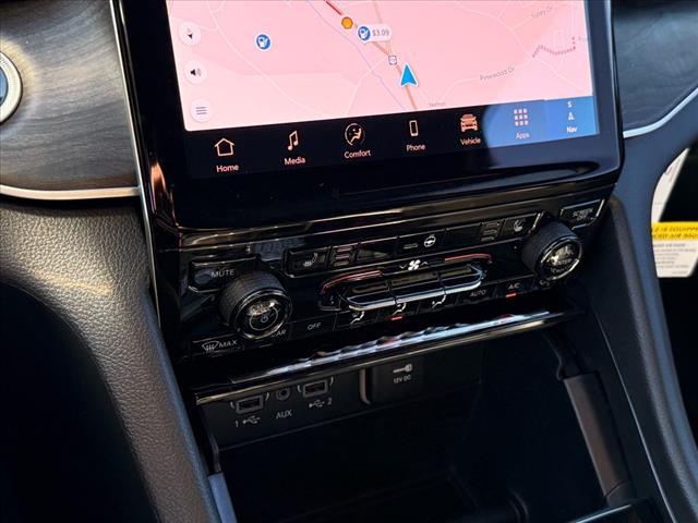 new 2025 Jeep Grand Cherokee car, priced at $45,996