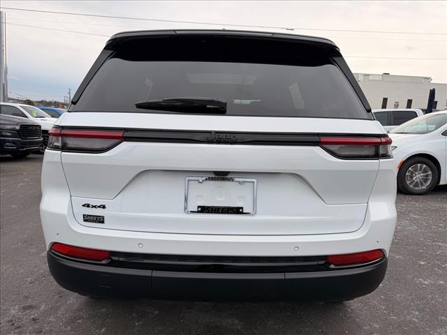 new 2025 Jeep Grand Cherokee car, priced at $52,310