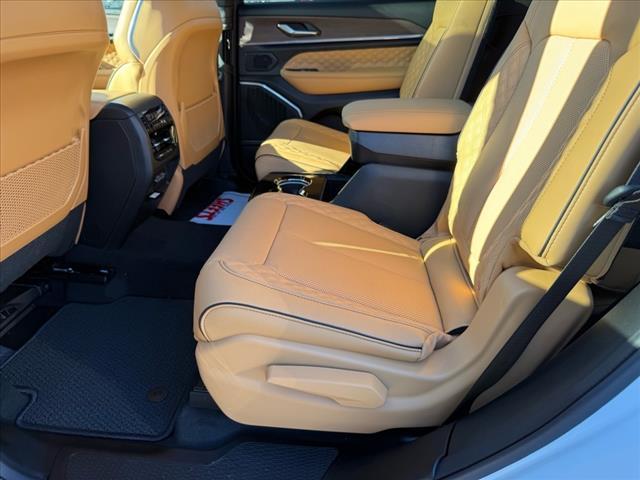 new 2025 Jeep Grand Cherokee L car, priced at $60,497