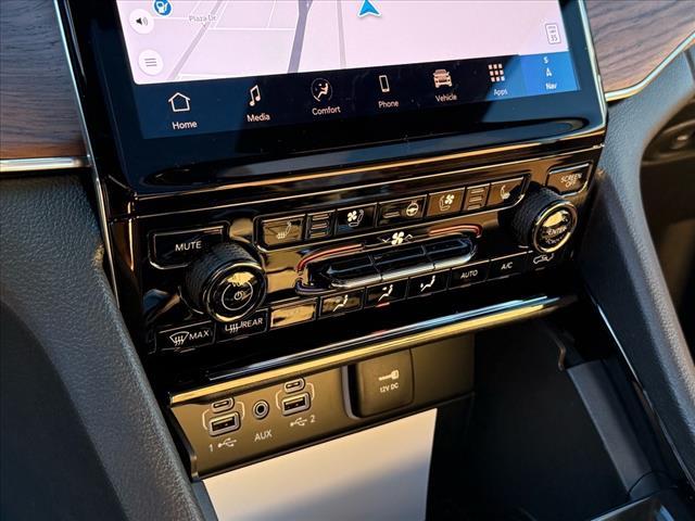 new 2025 Jeep Grand Cherokee L car, priced at $60,497