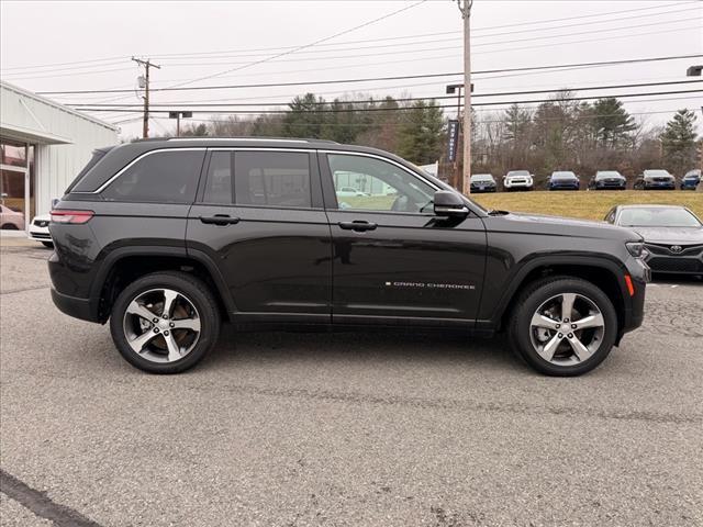 used 2023 Jeep Grand Cherokee car, priced at $35,999