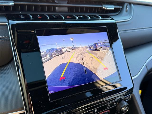 new 2026 Jeep Grand Cherokee car, priced at $43,638