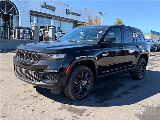 new 2025 Jeep Grand Cherokee car, priced at $52,846