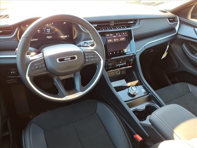 new 2025 Jeep Grand Cherokee L car, priced at $47,722