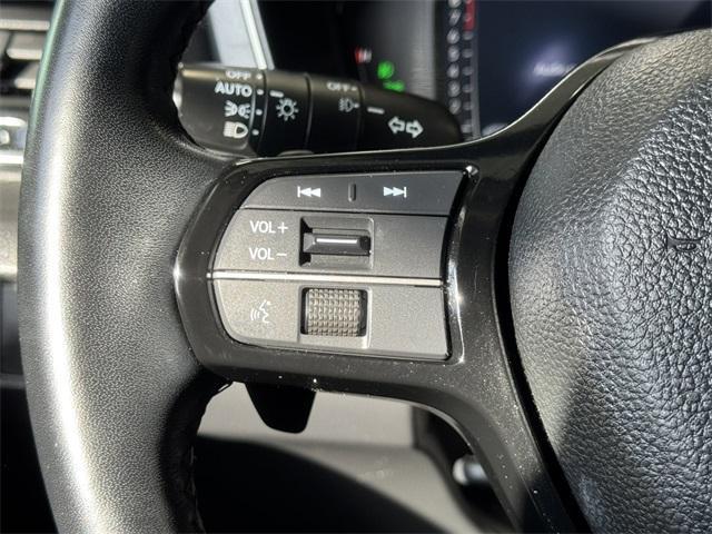 used 2023 Honda Pilot car, priced at $40,133