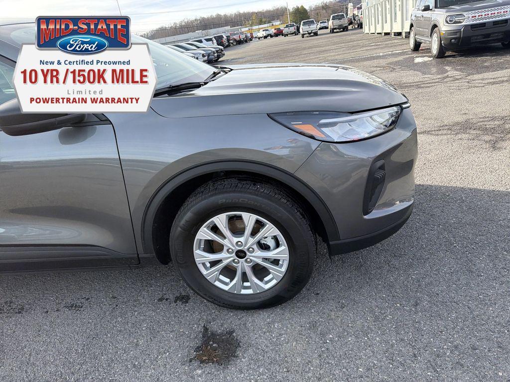 new 2026 Ford Escape car, priced at $28,895