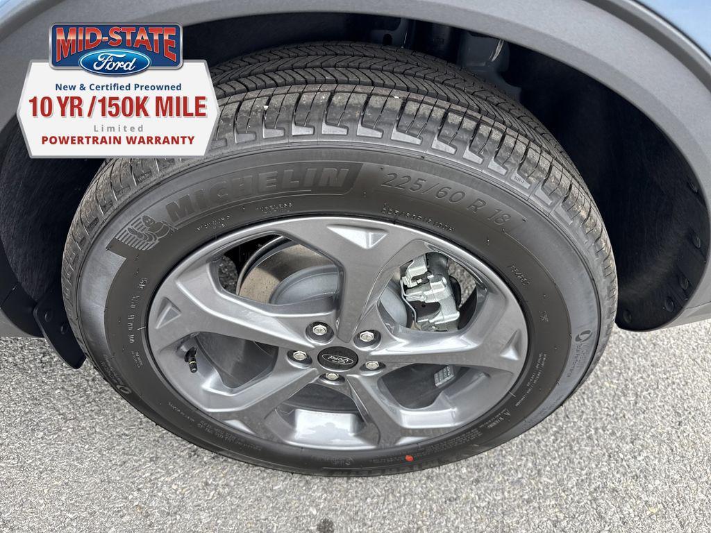 new 2026 Ford Escape car, priced at $33,698