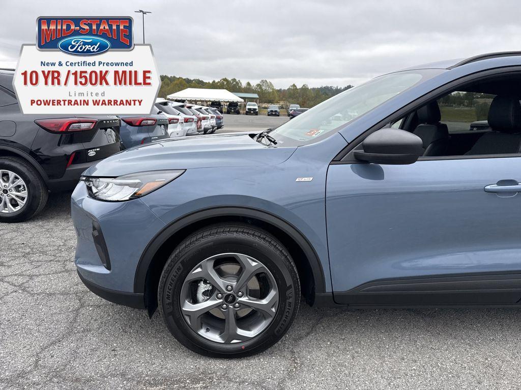 new 2026 Ford Escape car, priced at $33,698