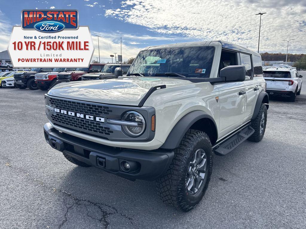 new 2025 Ford Bronco car, priced at $54,301