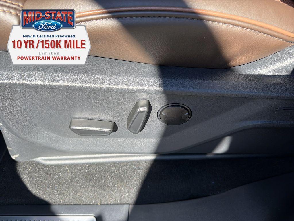 new 2026 Ford Expedition car, priced at $89,140