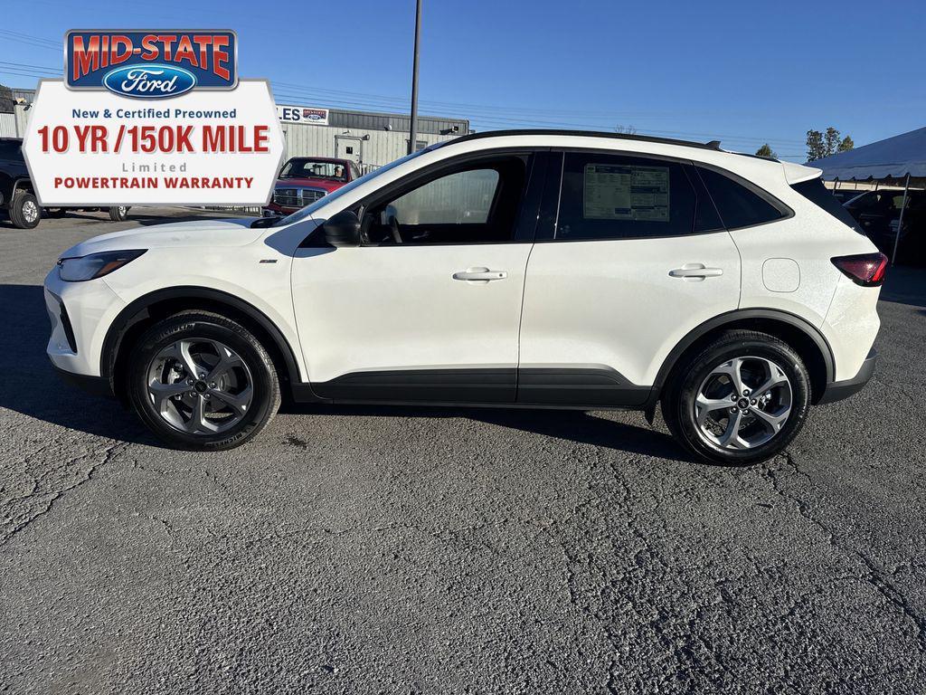 new 2026 Ford Escape car, priced at $31,999
