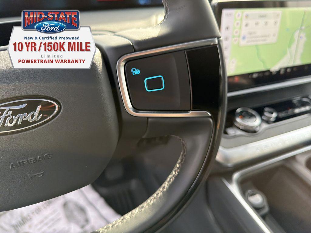 new 2025 Ford Expedition car, priced at $84,435