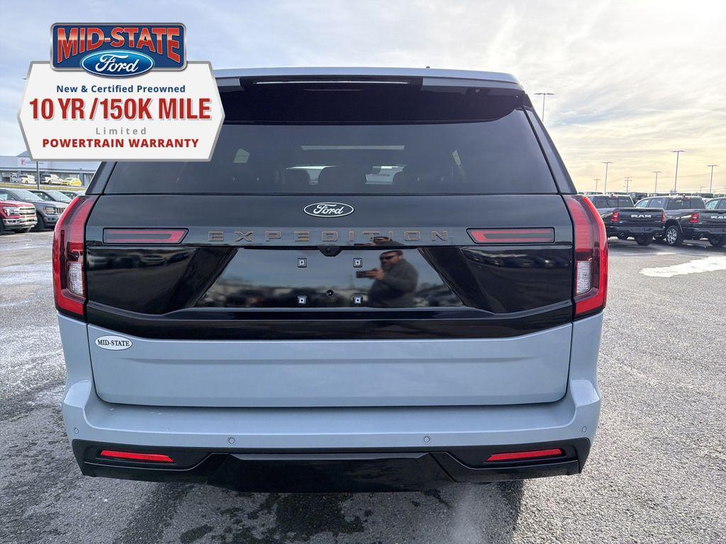 new 2025 Ford Expedition car, priced at $84,435
