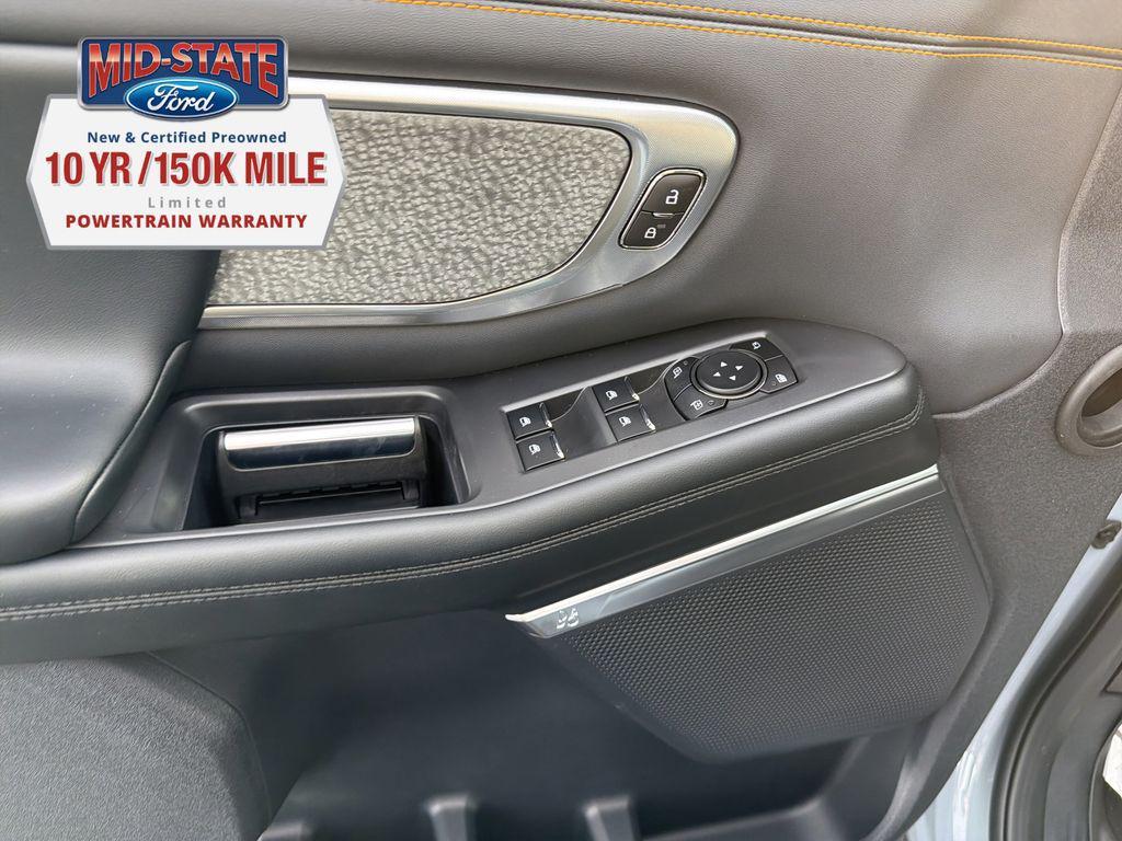 new 2025 Ford Expedition car, priced at $84,435