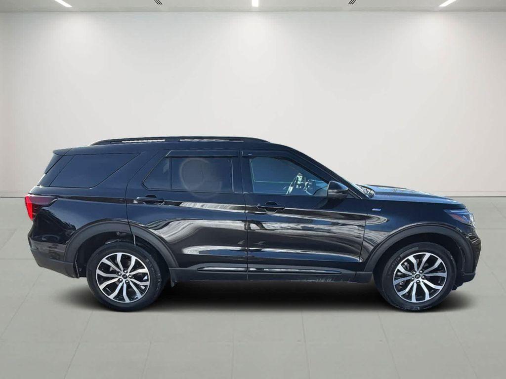 used 2025 Ford Explorer car, priced at $41,777