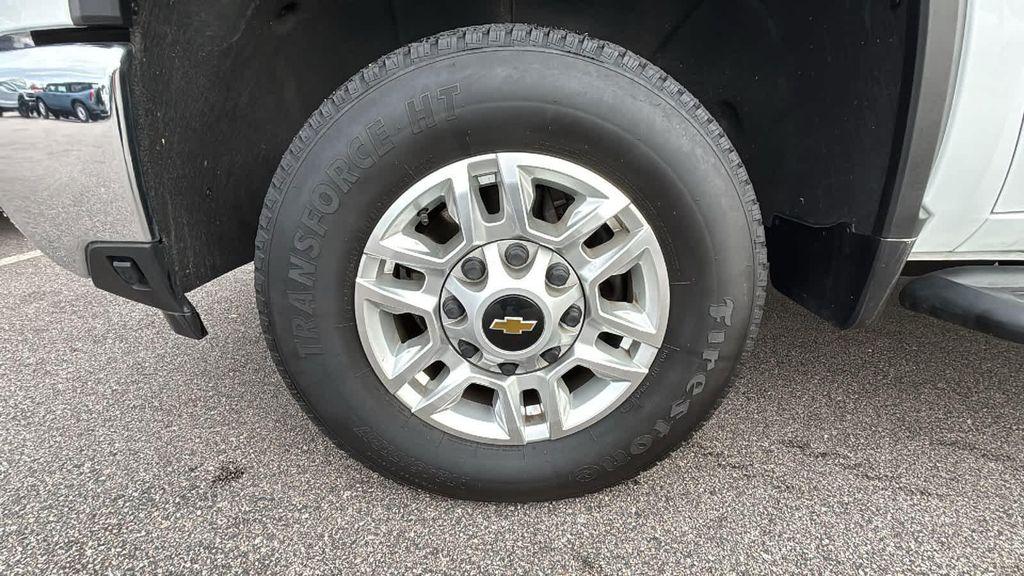 used 2024 Chevrolet Silverado 2500 car, priced at $59,977