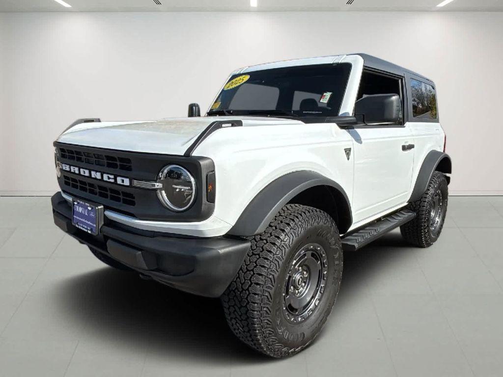 used 2025 Ford Bronco car, priced at $45,577