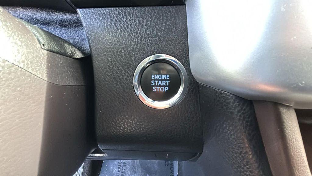 used 2019 Toyota Highlander car, priced at $26,477