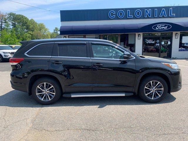 used 2019 Toyota Highlander car, priced at $25,977
