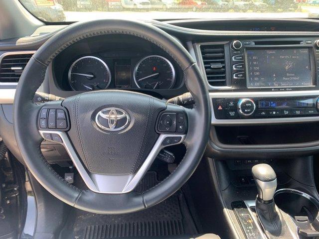 used 2019 Toyota Highlander car, priced at $25,977
