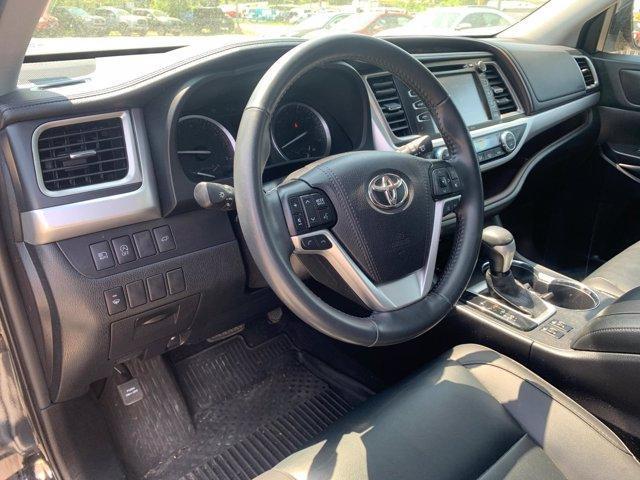 used 2019 Toyota Highlander car, priced at $25,977