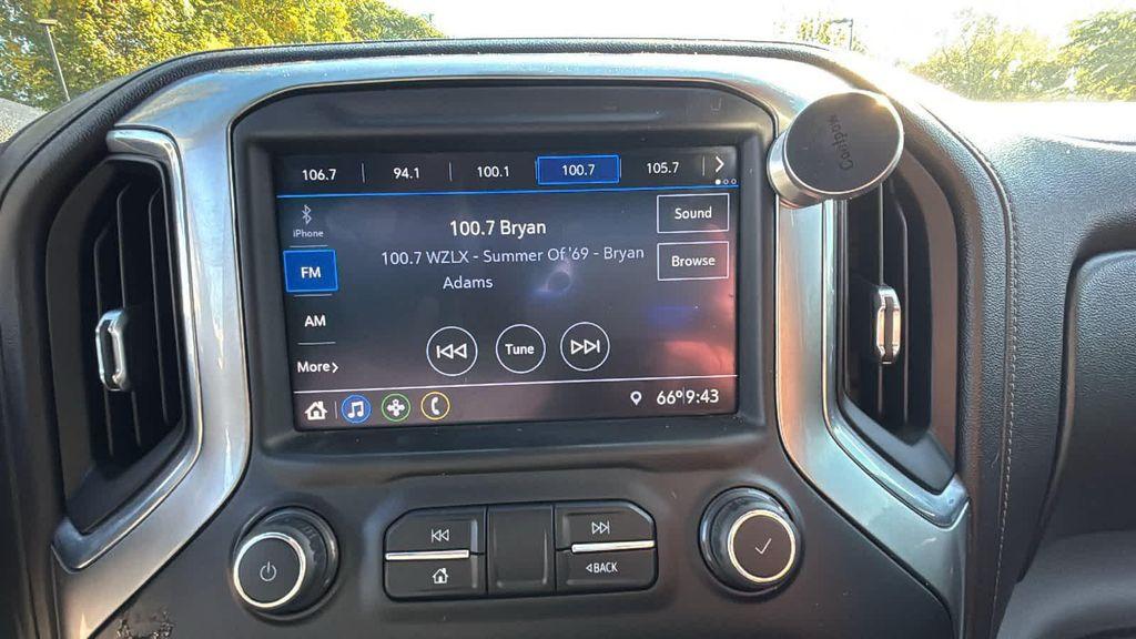 used 2020 Chevrolet Silverado 1500 car, priced at $28,572