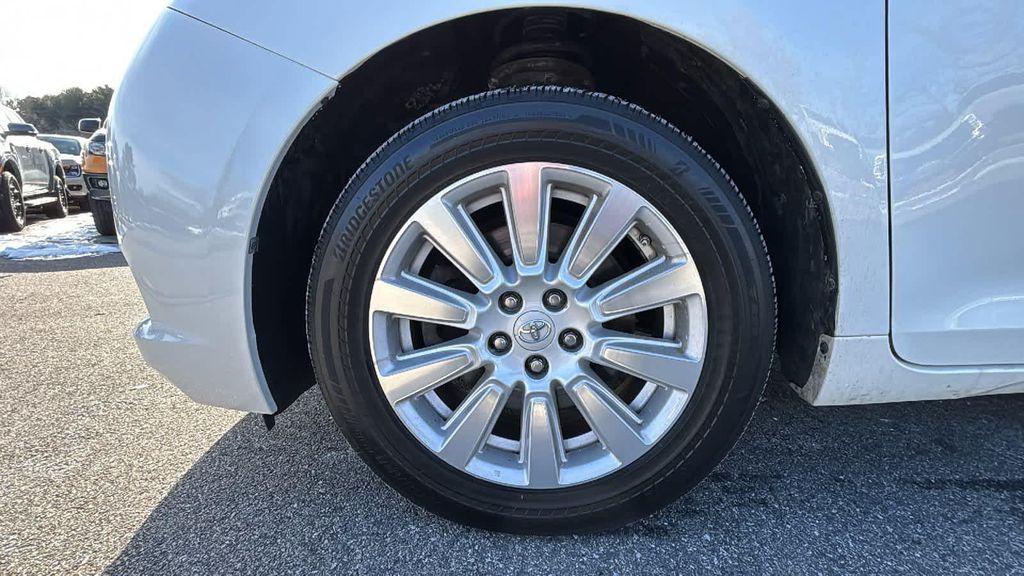 used 2017 Toyota Sienna car, priced at $26,977