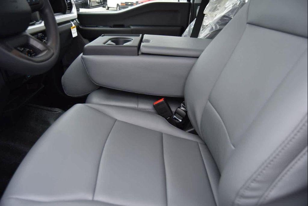 new 2024 Ford F-350 car, priced at $72,689