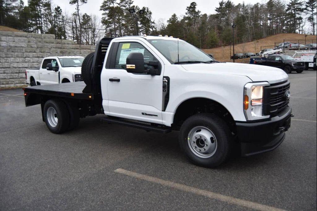 new 2024 Ford F-350 car, priced at $72,689
