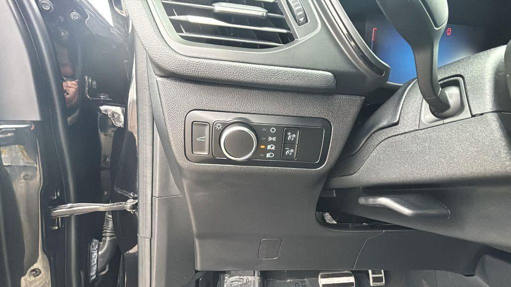 used 2024 Ford Escape car, priced at $22,877