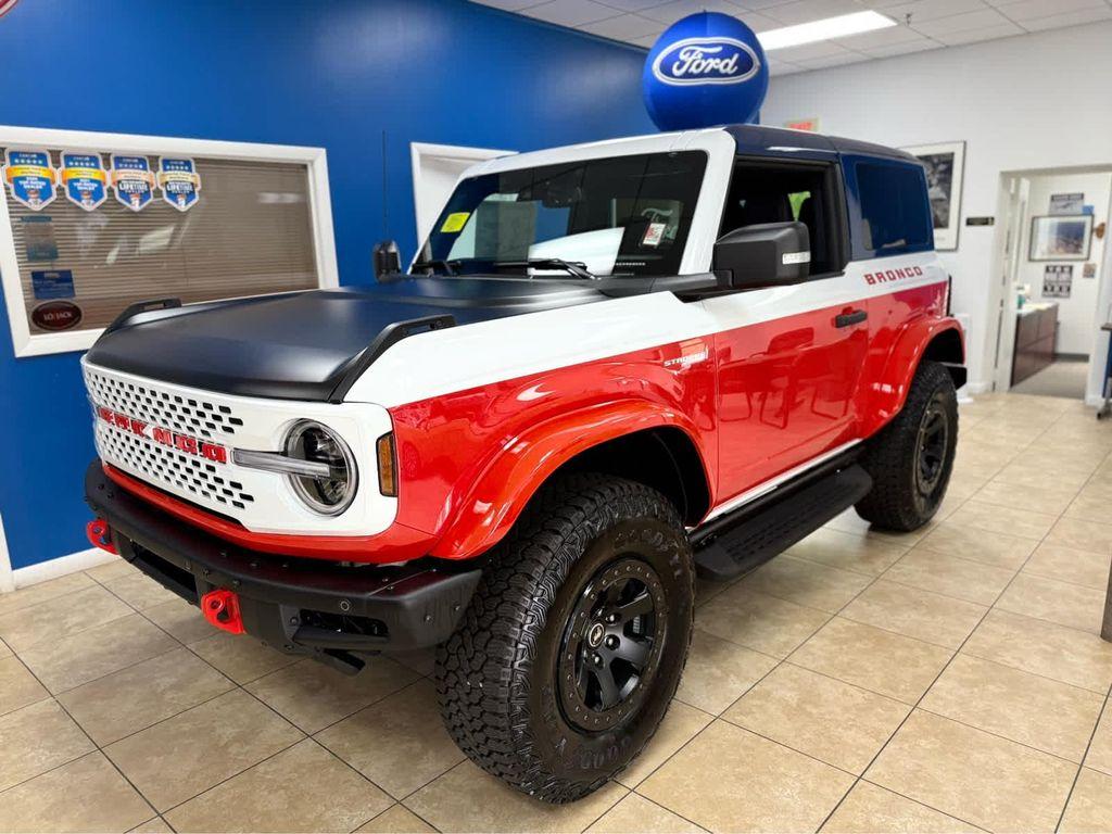 new 2025 Ford Bronco car, priced at $76,325