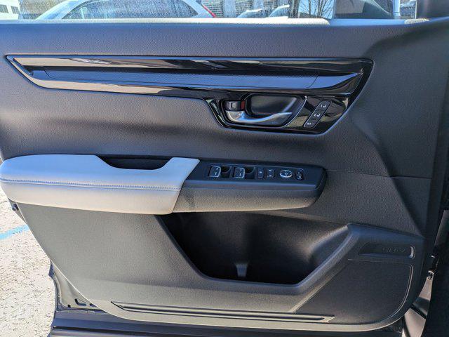 used 2025 Honda CR-V car, priced at $34,995