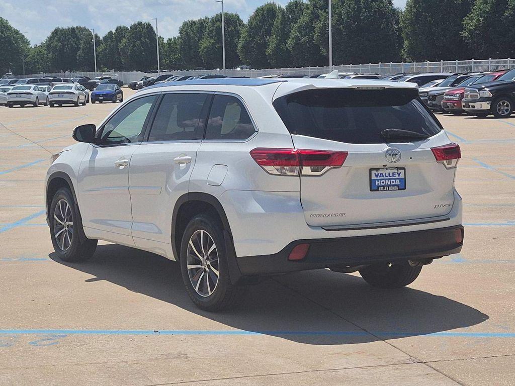 used 2018 Toyota Highlander car, priced at $21,907