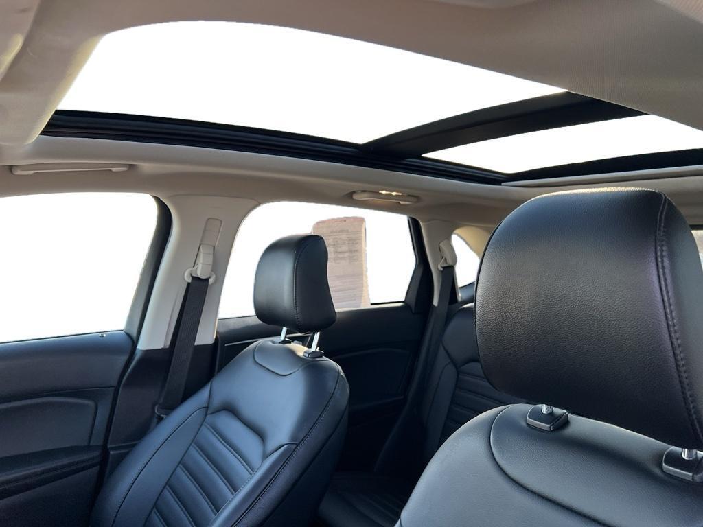 used 2024 Ford Edge car