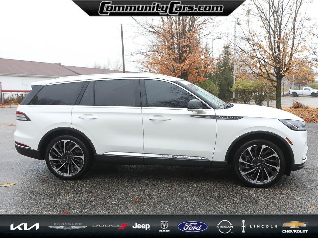 used 2025 Lincoln Aviator car