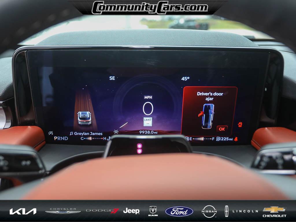 used 2025 Lincoln Aviator car