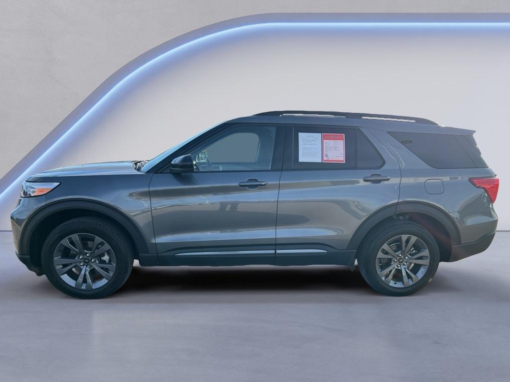 used 2023 Ford Explorer car
