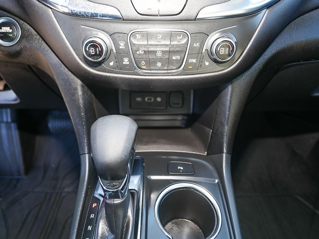 used 2024 Chevrolet Equinox car, priced at $22,700