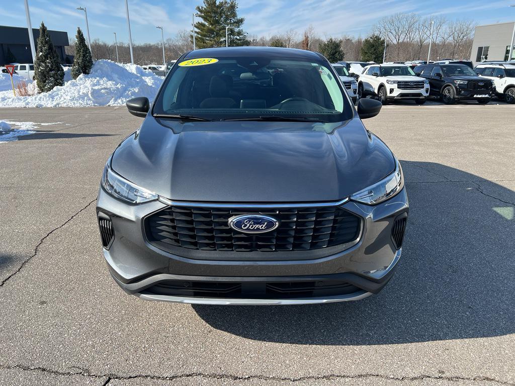 used 2023 Ford Escape car