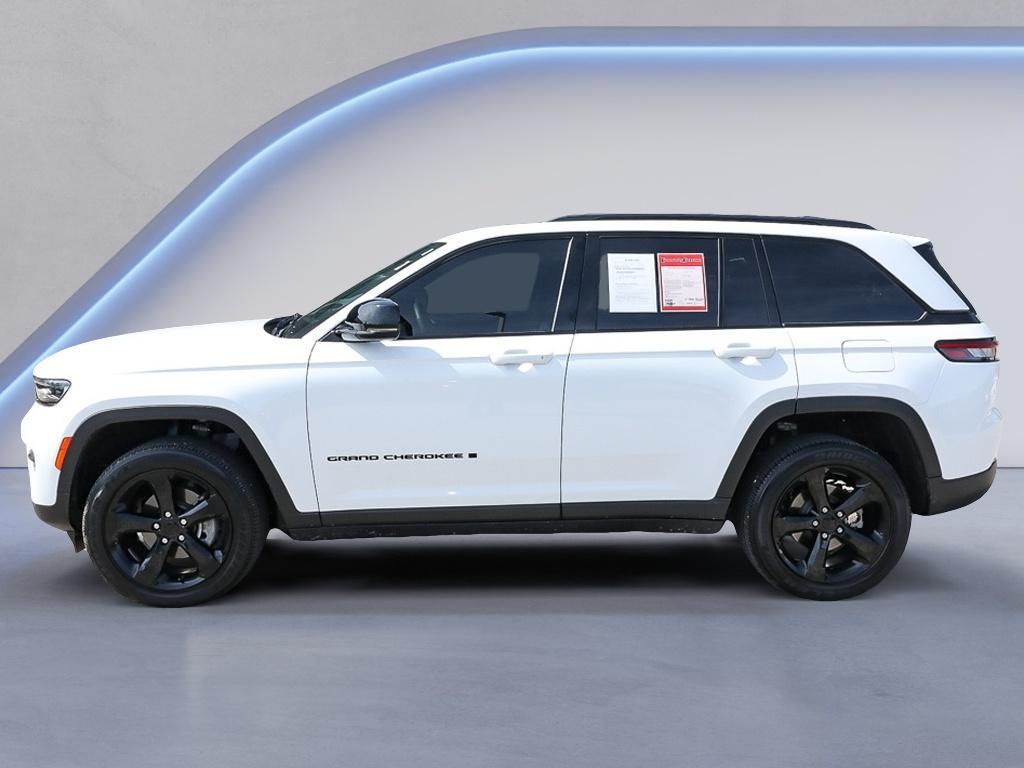 used 2023 Jeep Grand Cherokee car, priced at $30,750