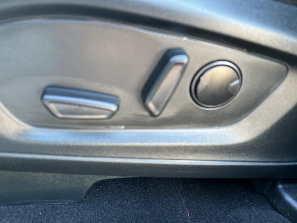 used 2023 Ford Explorer car