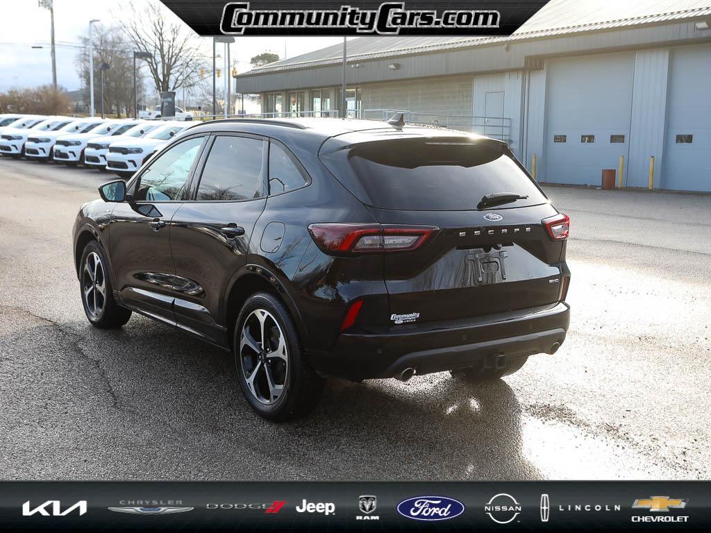 used 2023 Ford Escape car