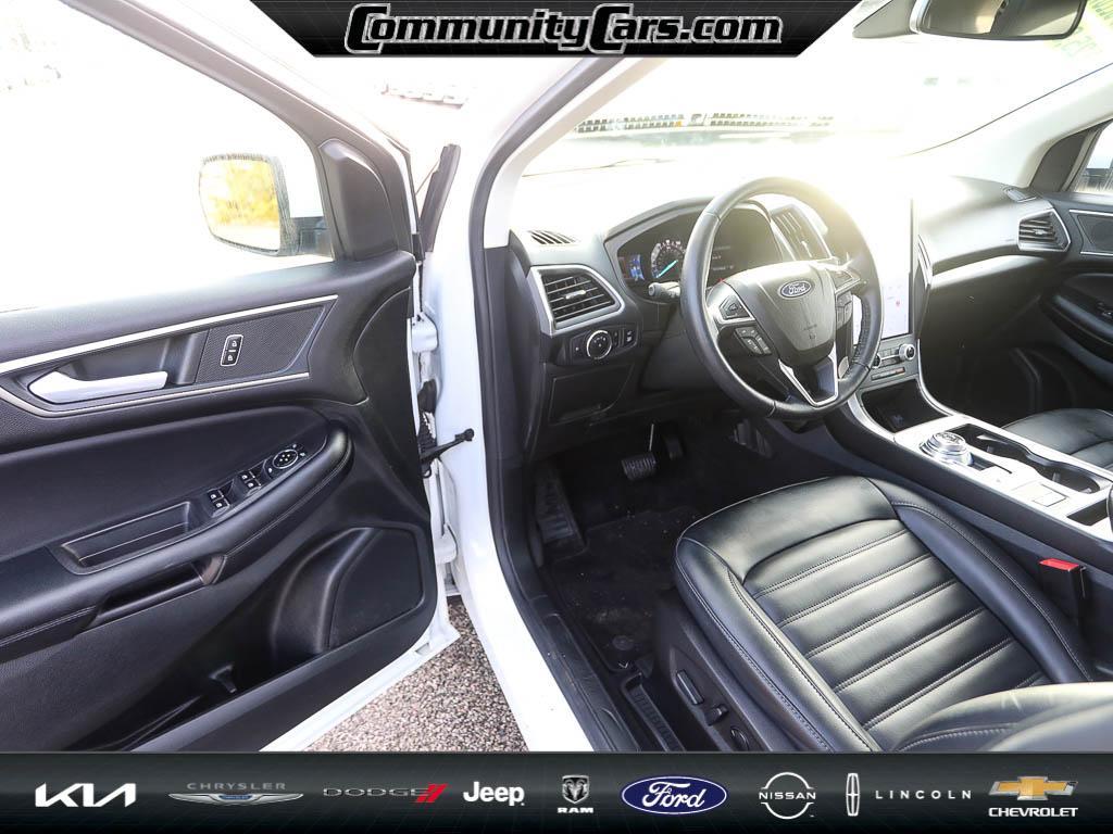 used 2023 Ford Edge car