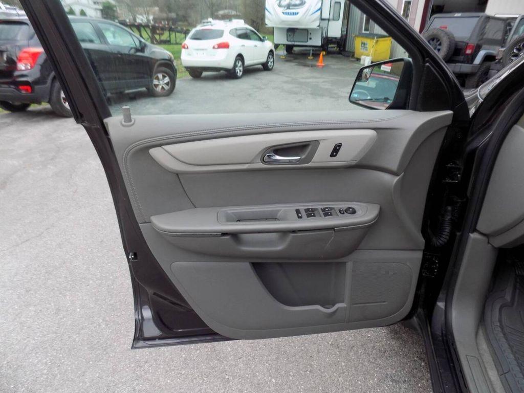 used 2013 Chevrolet Traverse car, priced at $7,250